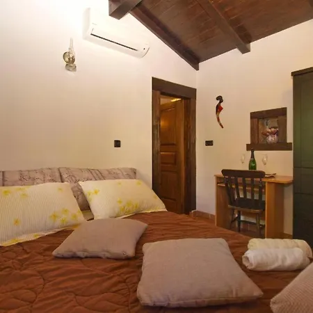 Guest house Mirjana *